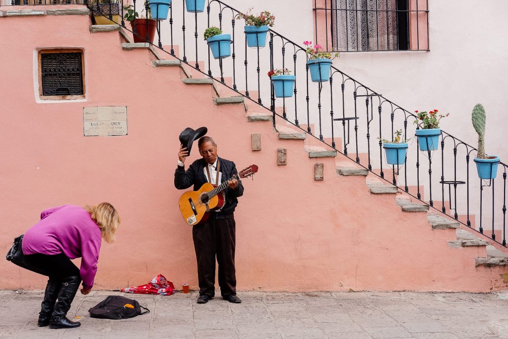 Busking, central Mexico